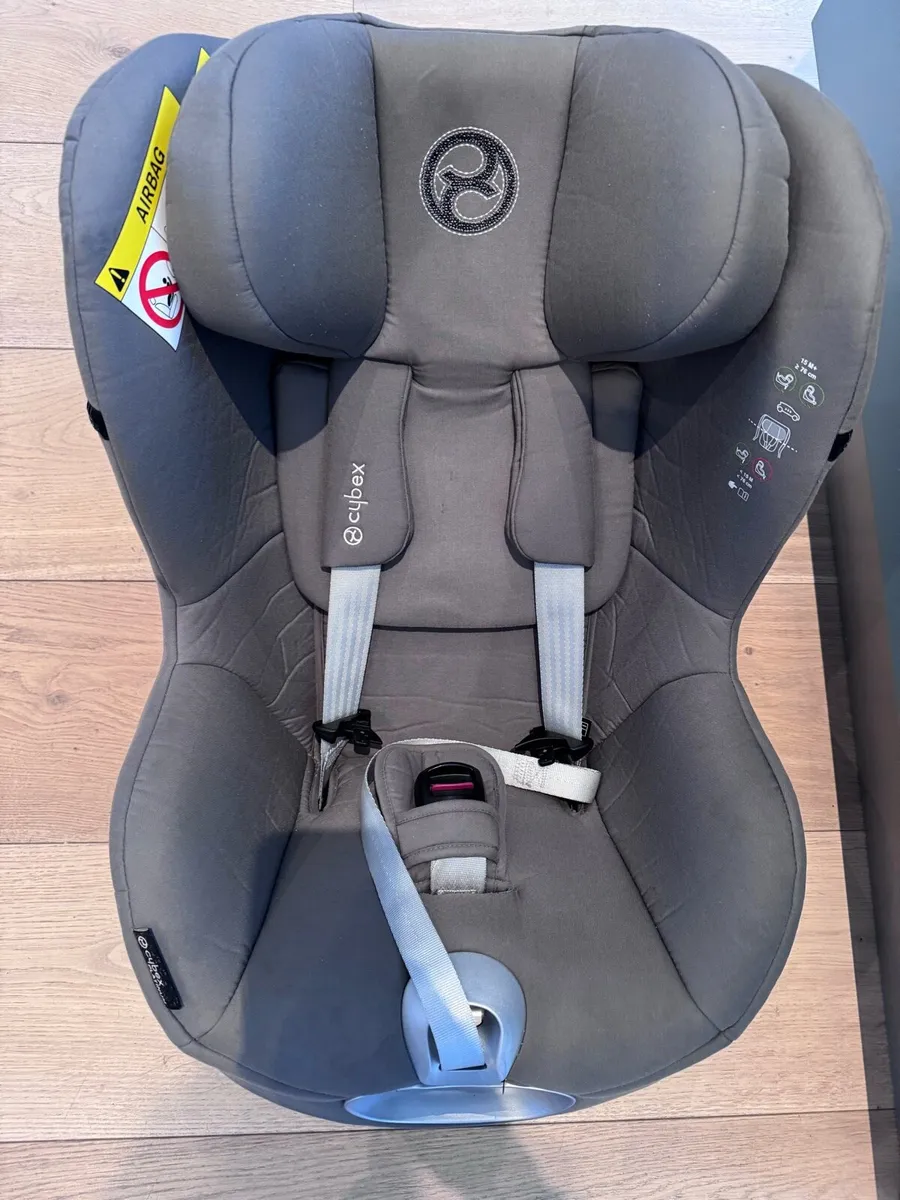 Cybex Sirona Zi i-Size Car Seat and base unit grey - Image 1