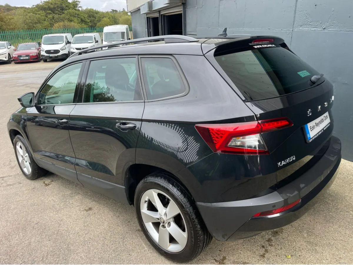 Skoda Karoq 1.0 SE TSI 115PS S/S 5DR - Image 4
