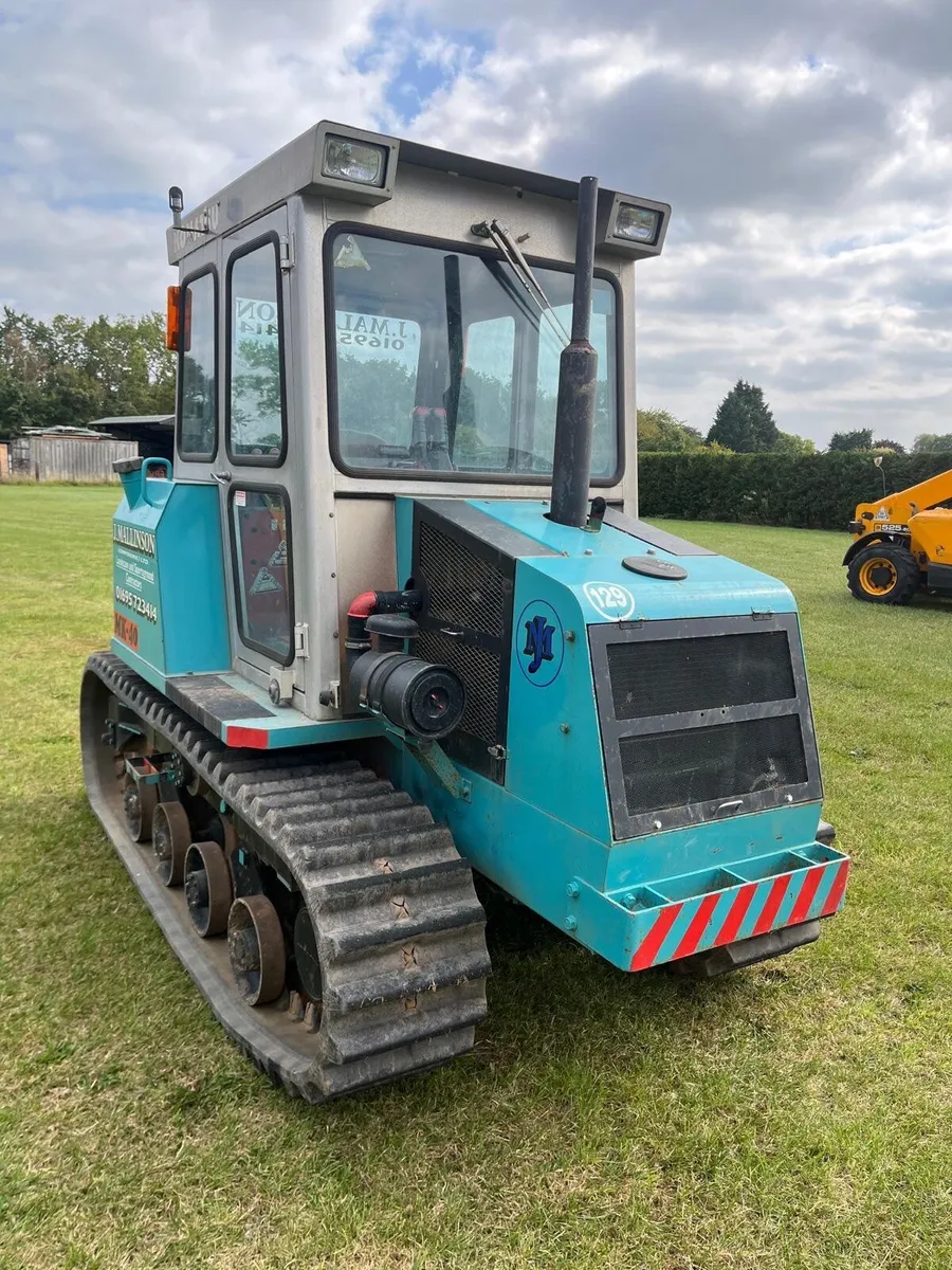 Komatsu MK40 Tracked Tractor - Image 2