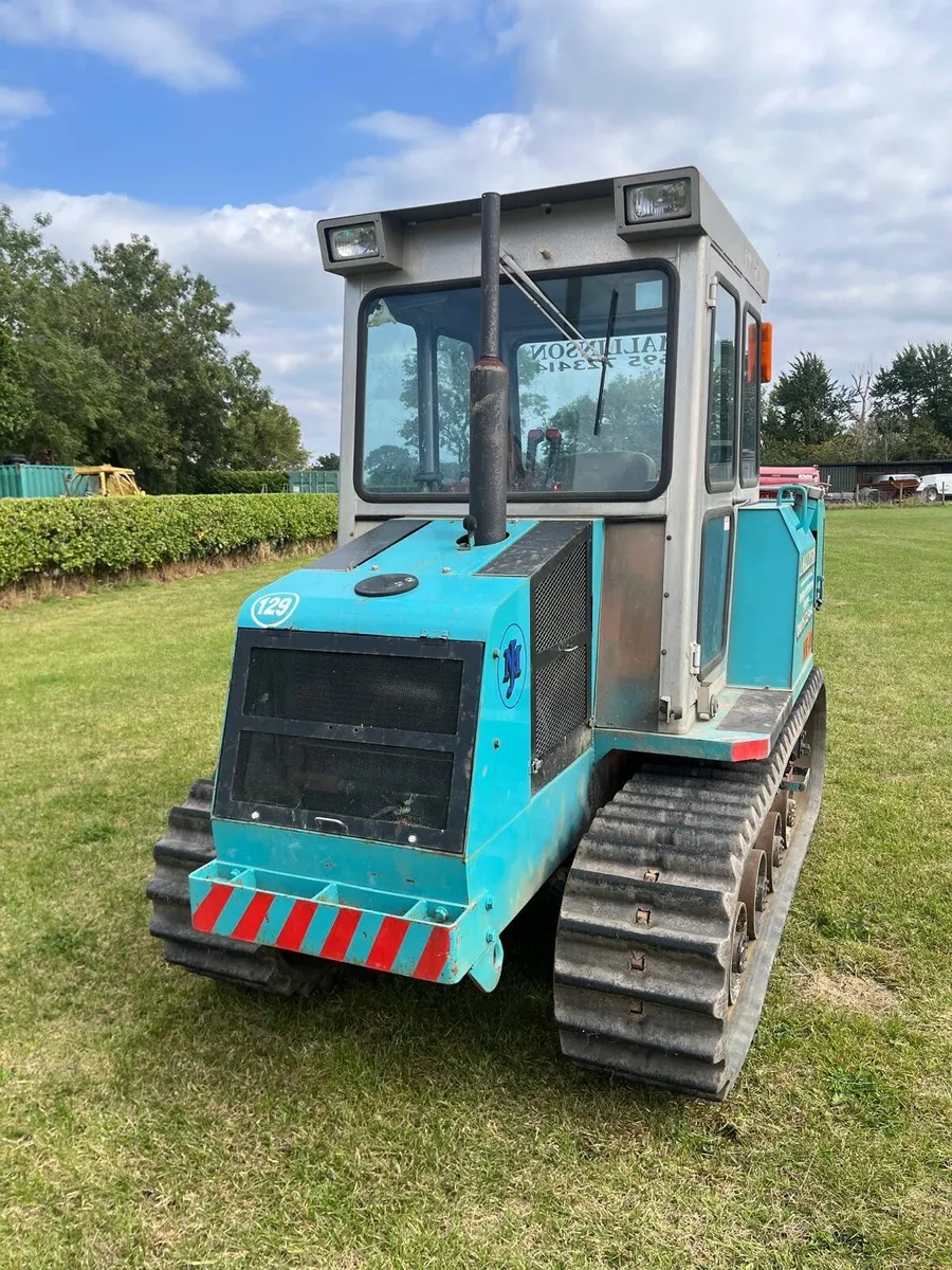 Komatsu MK40 Tracked Tractor - Image 3