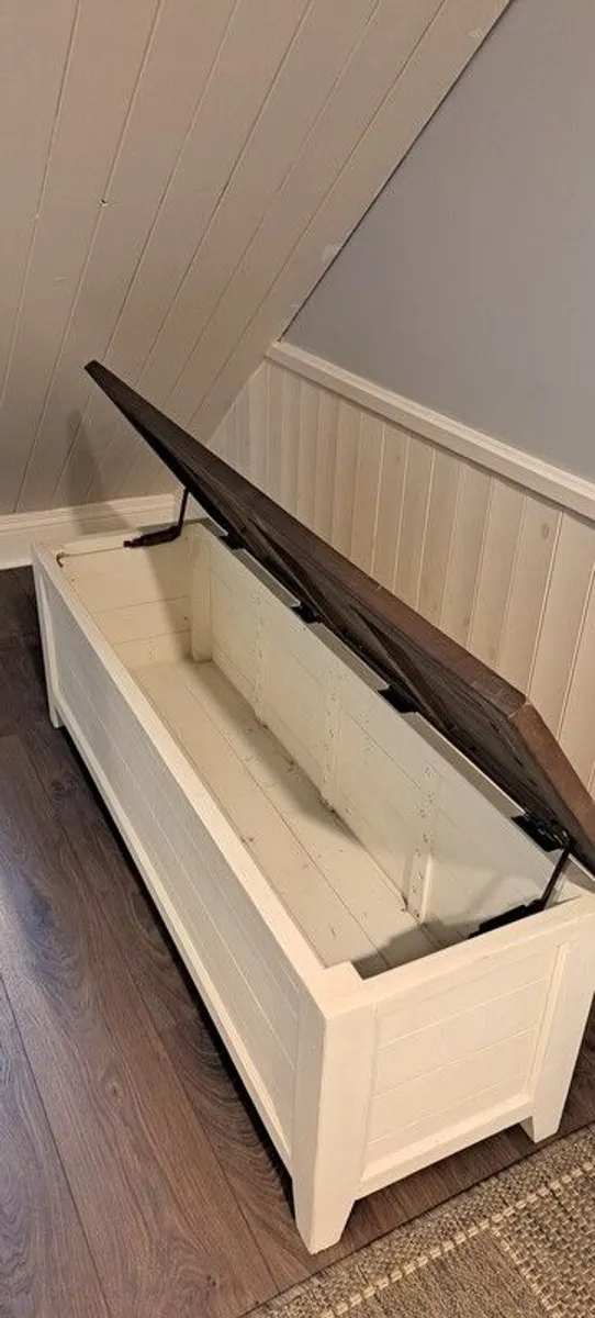 Large Blanket Box - Image 2