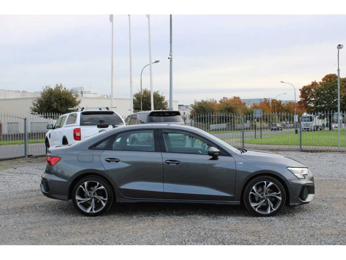 Audi A3 TDI S-line  + Night Pack - Image 4