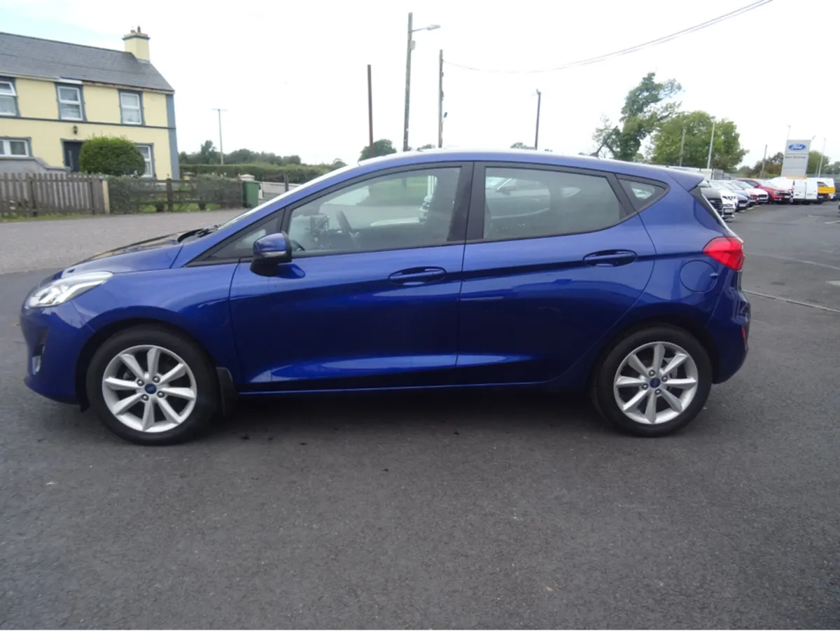 Ford Fiesta 1.1 70PS 5M 4DR ZETEC - Image 4