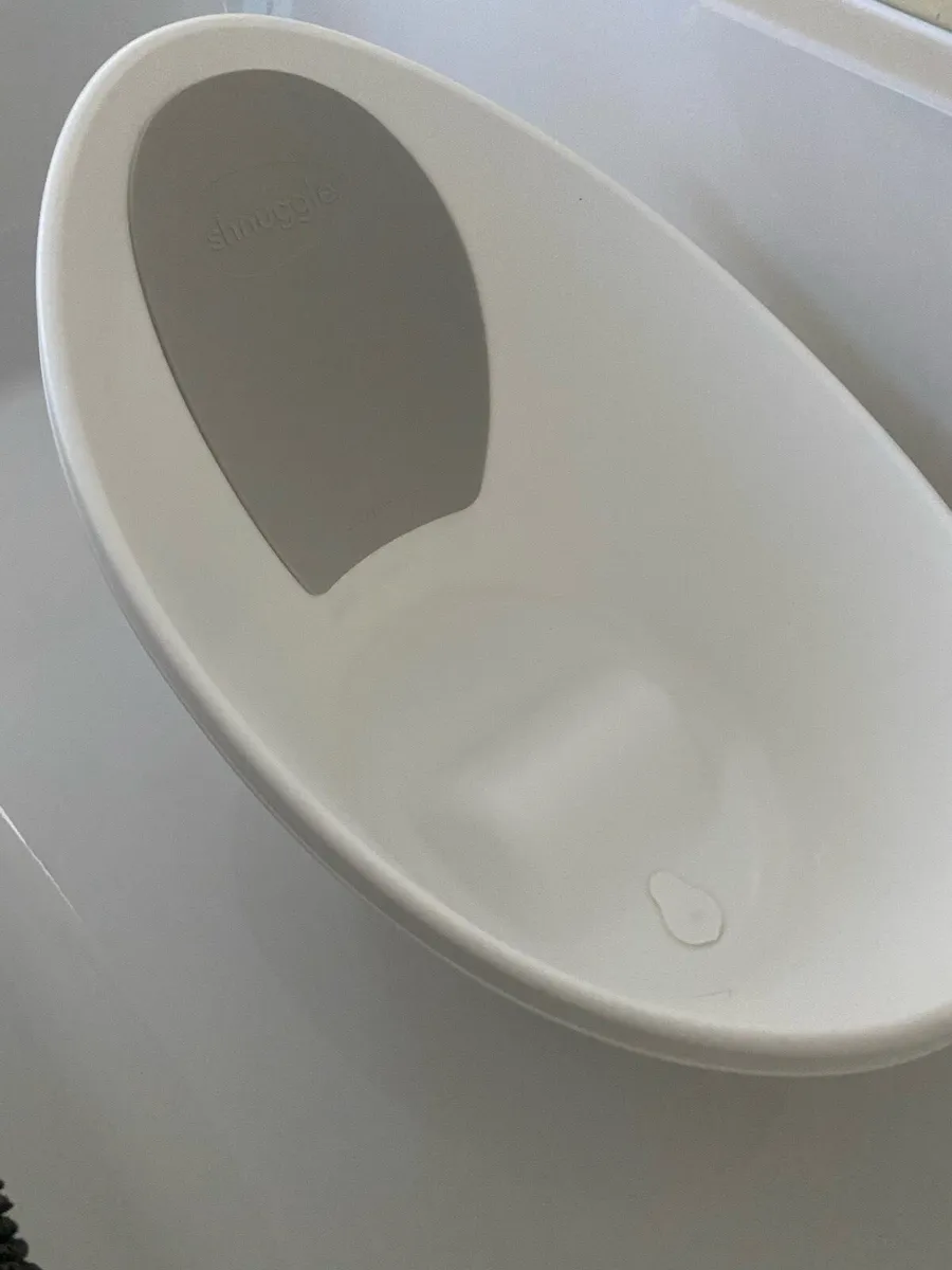 Baby Bath - Image 1