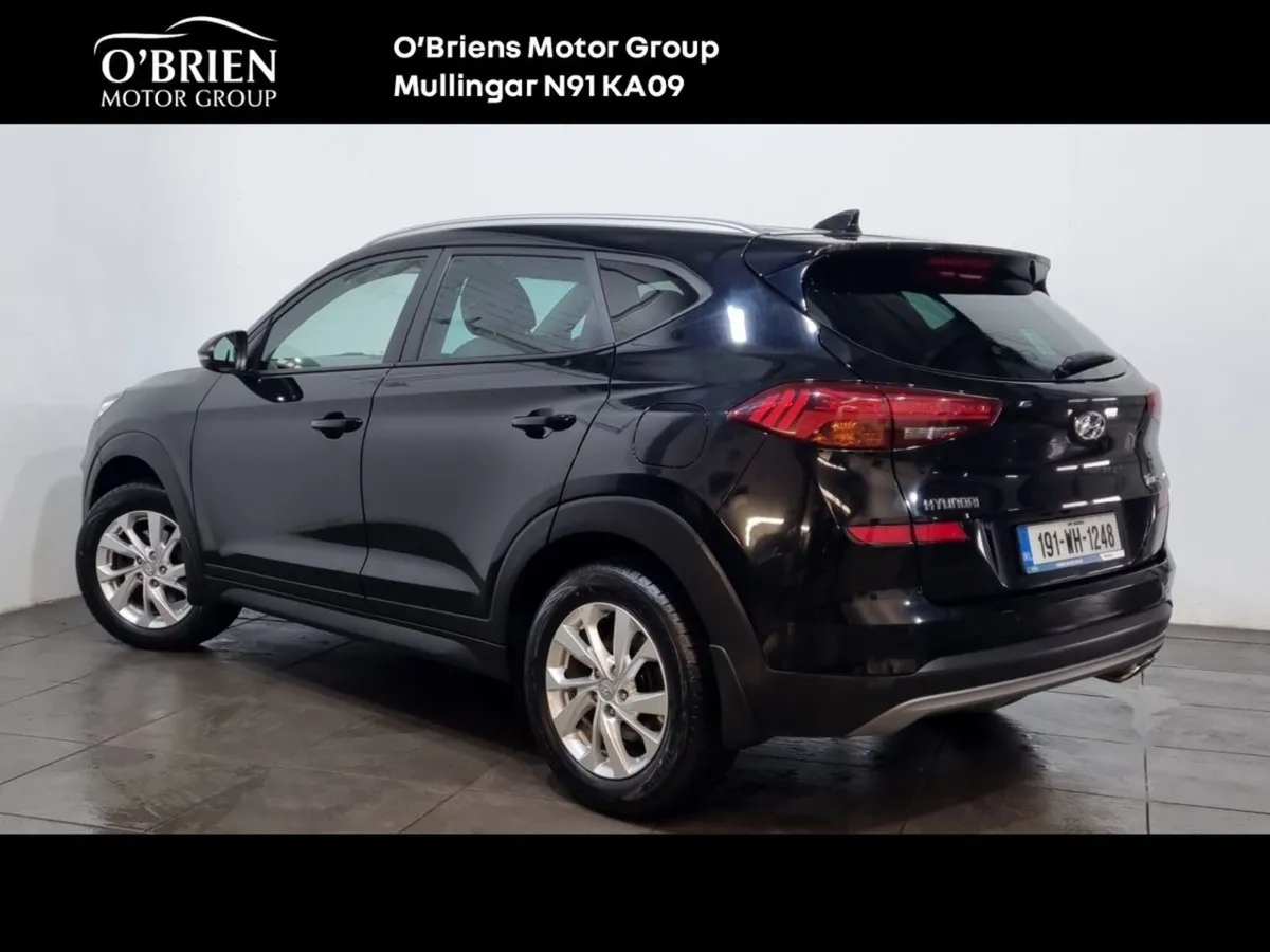 Hyundai Tucson 2WD Executive - Image 3