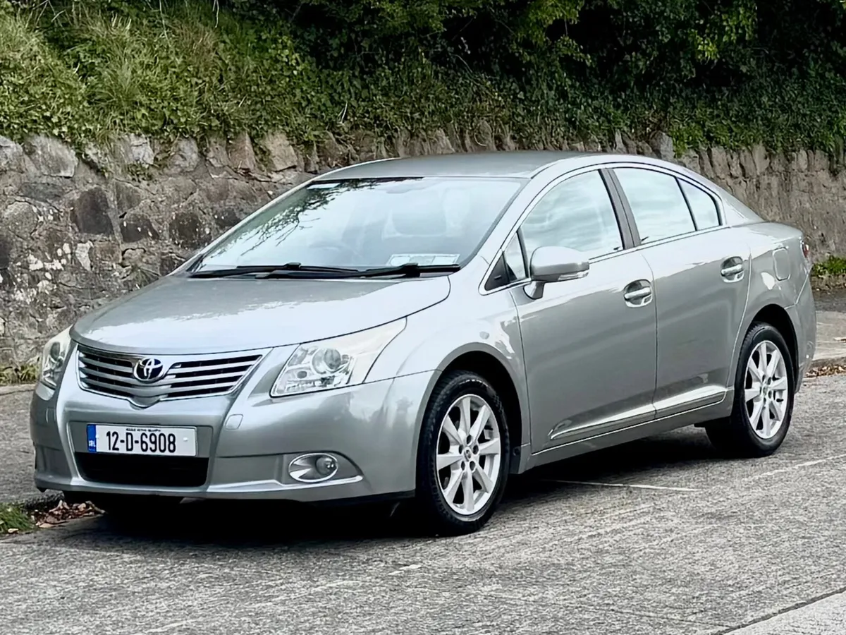 Toyota Avensis 2012!!!! 2.0l dal STRATA!!!! - Image 2