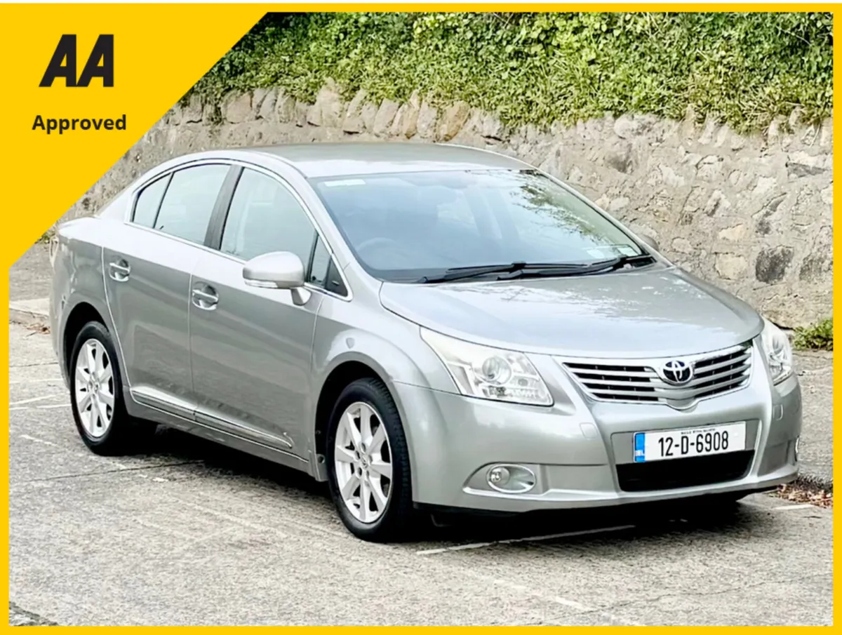 Toyota Avensis 2012!!!! 2.0l dal STRATA!!!! - Image 1