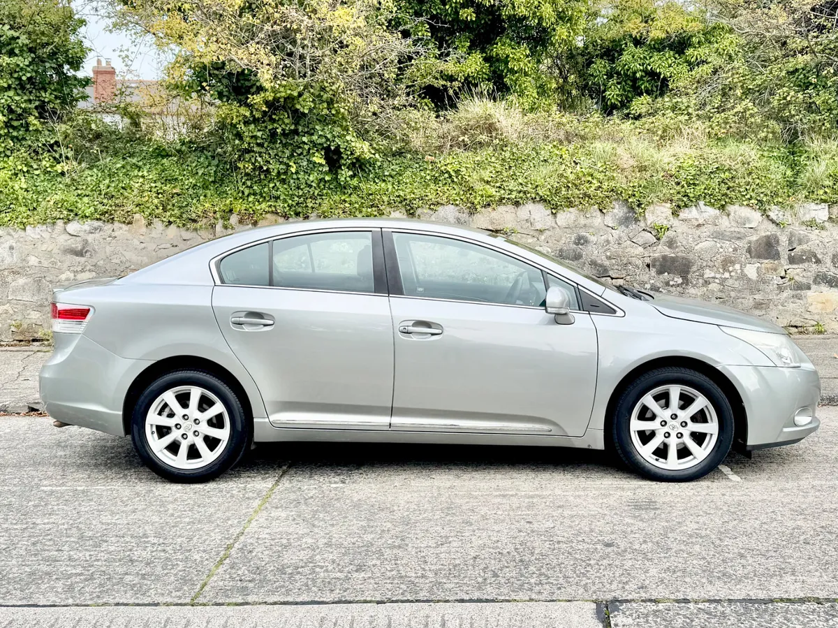 Toyota Avensis 2012!!!! 2.0l dal STRATA!!!! - Image 3