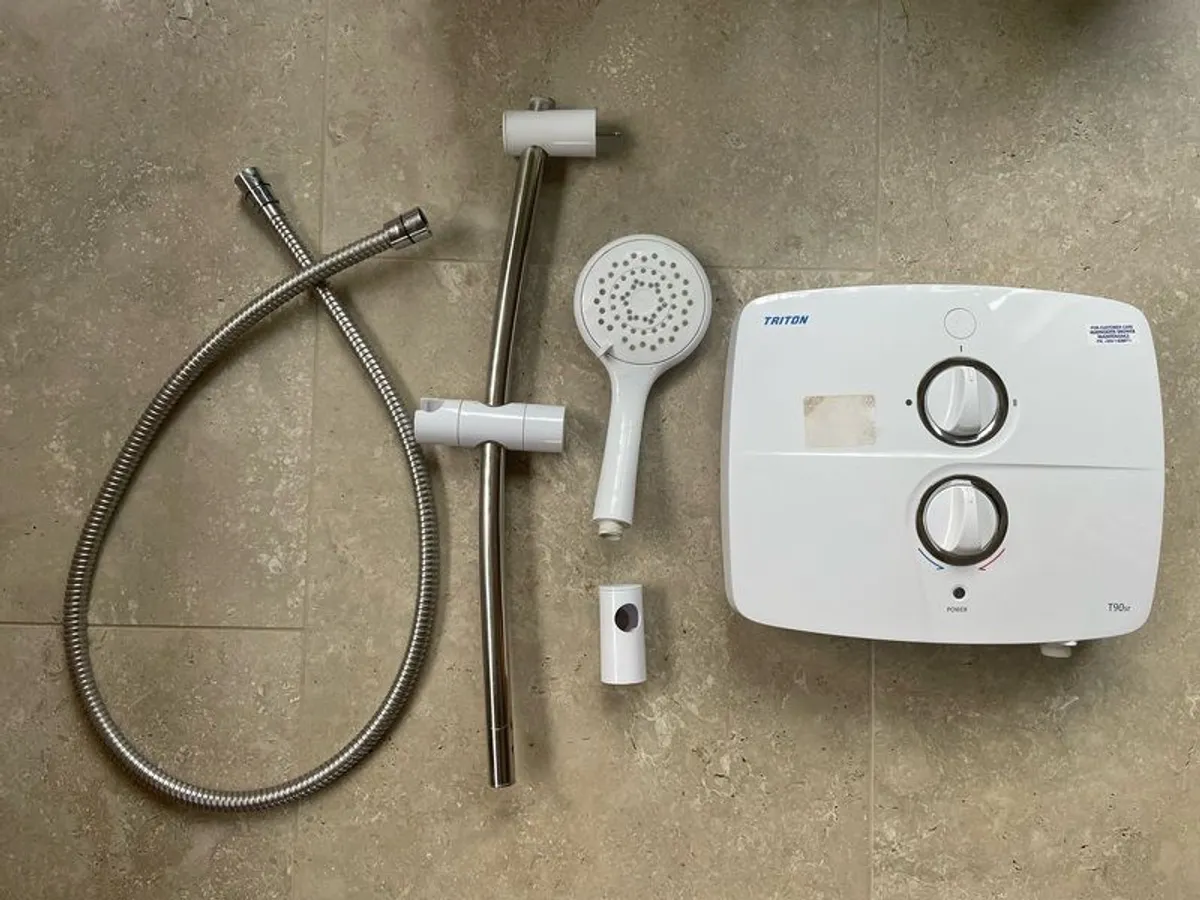 Triton T90SR shower
