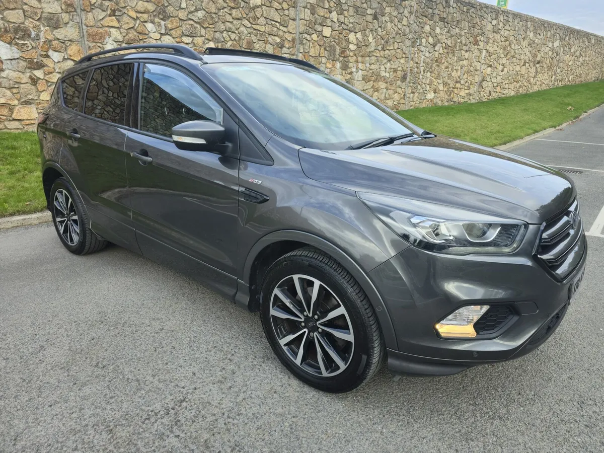 172 FORD KUGA 1.5 TDCI 120BHP ST-LINE PAN ROOF - Image 1