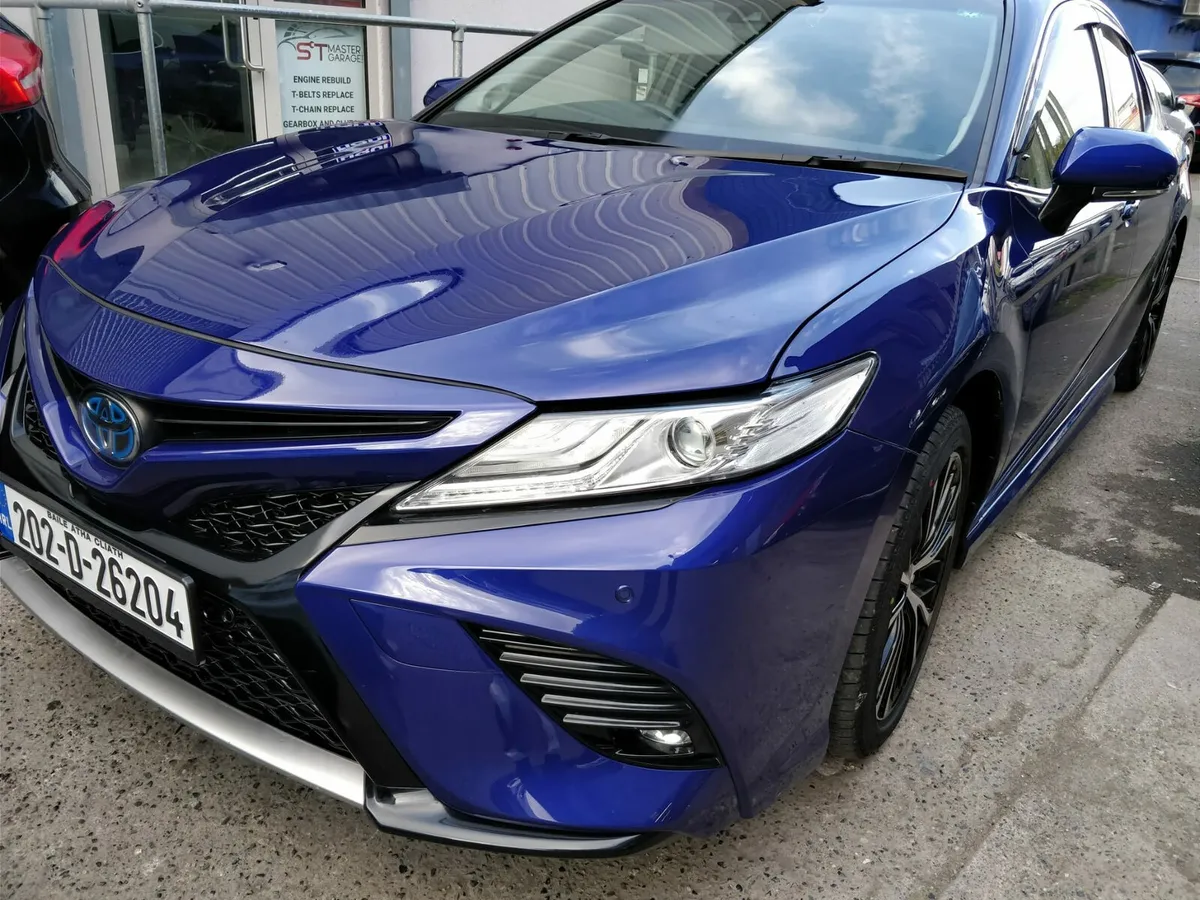 TOYOTA CAMRY Hybrid LOW MILEAGE 2020 - Image 1
