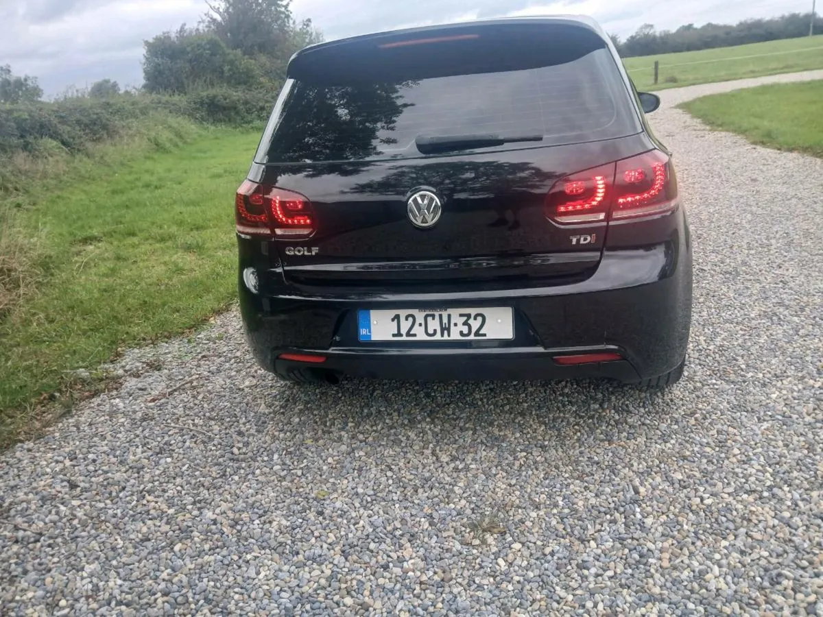 VOLKSWAGEN GOLF 1.6TDI - Image 4