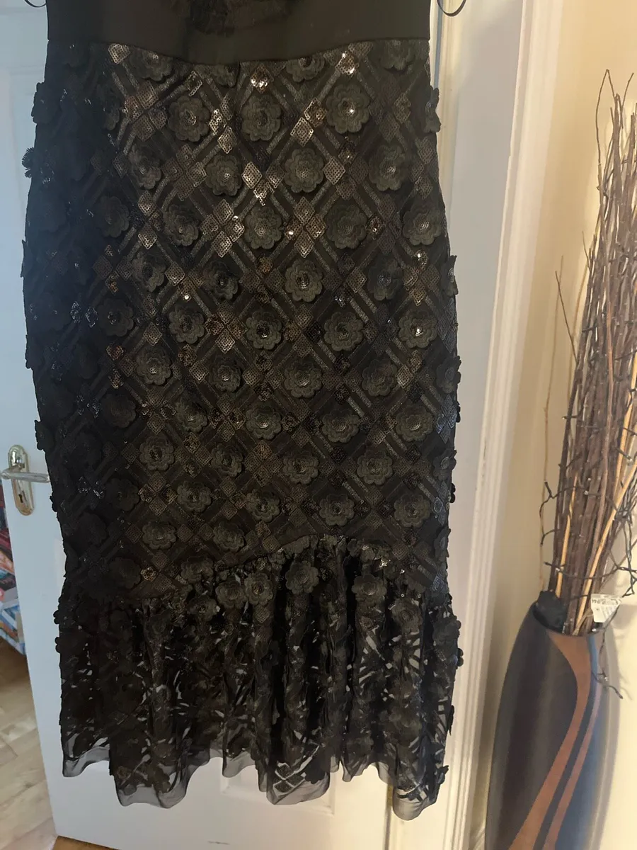 Ladies dress - Image 3