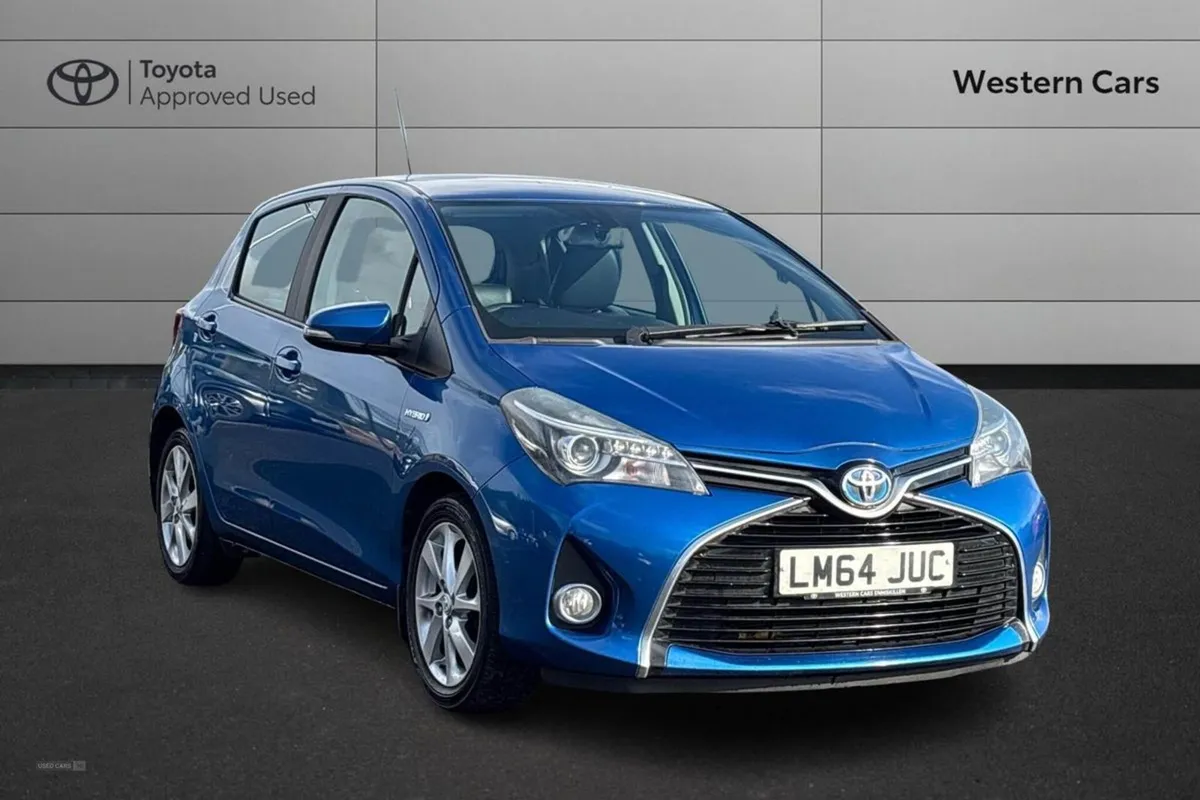 Toyota Yaris 1.5 Vvt-h Excel E-cvt Euro 6 5dr (15 - Image 1