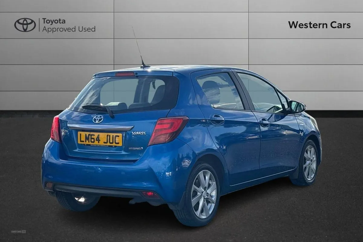 Toyota Yaris 1.5 Vvt-h Excel E-cvt Euro 6 5dr (15 - Image 2