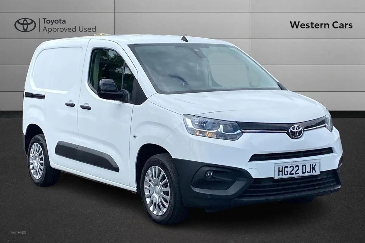 Toyota Proace 1.5 Bluehdi Icon Short Panel Van SW - Image 1