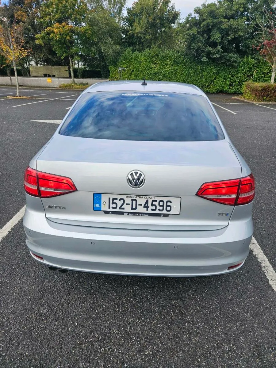 2015 VW Jetta 2.0TDI 110HP - Image 2