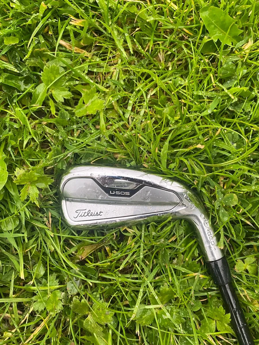 Titleist u505 1 iron - Image 1