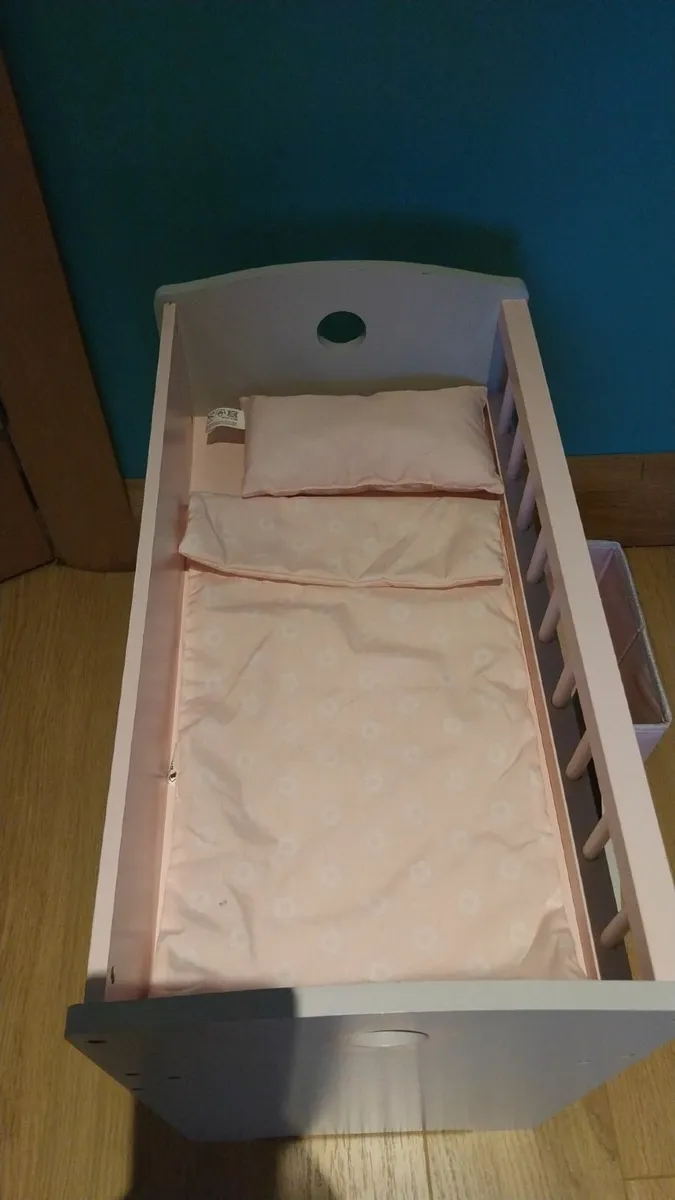 Toys - Image 3