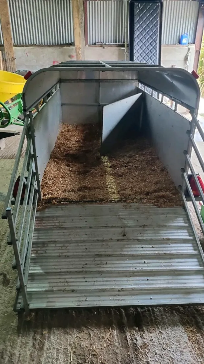 Sheep Trailers - Image 4