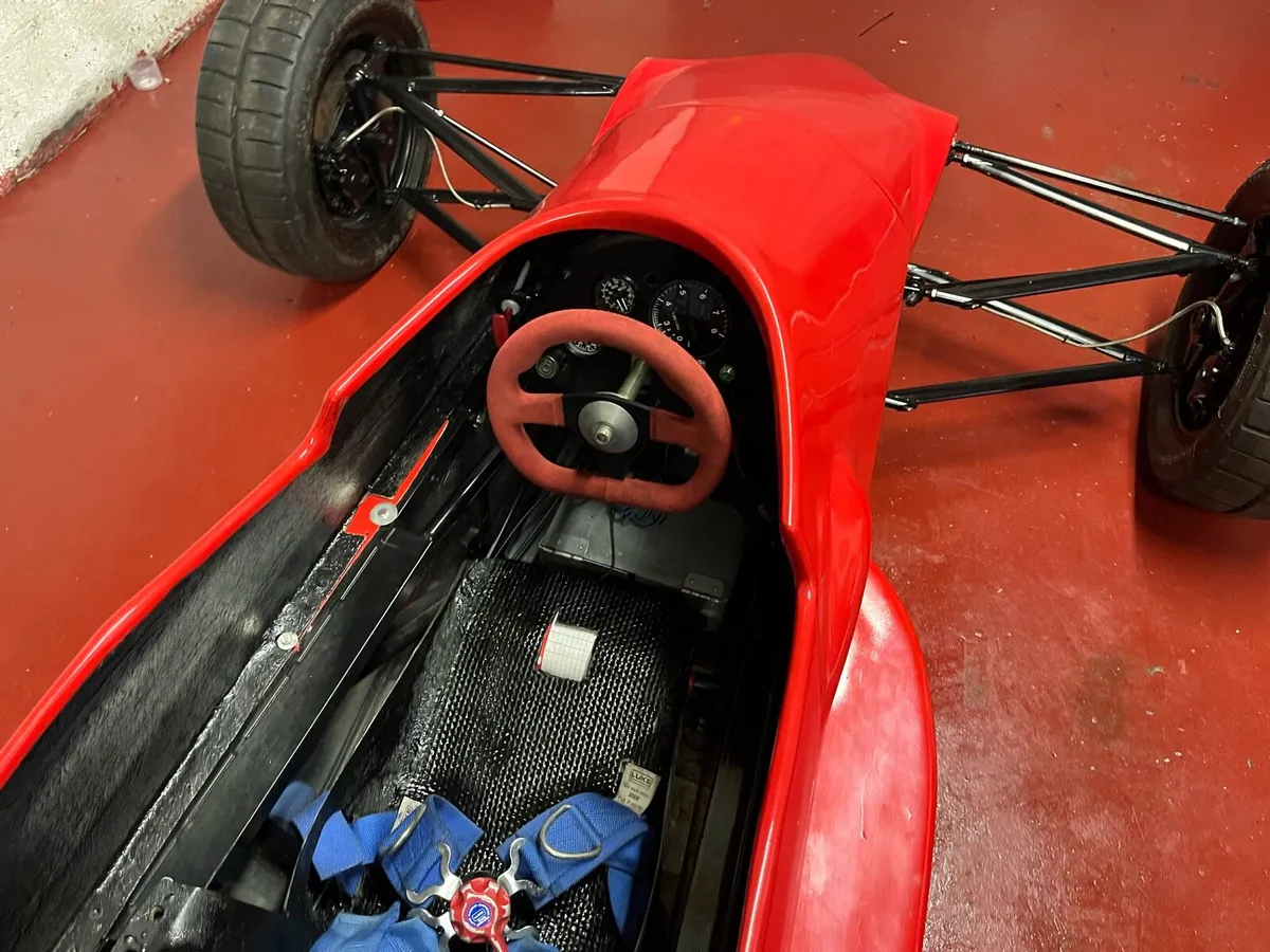 Formula Ford - Image 3