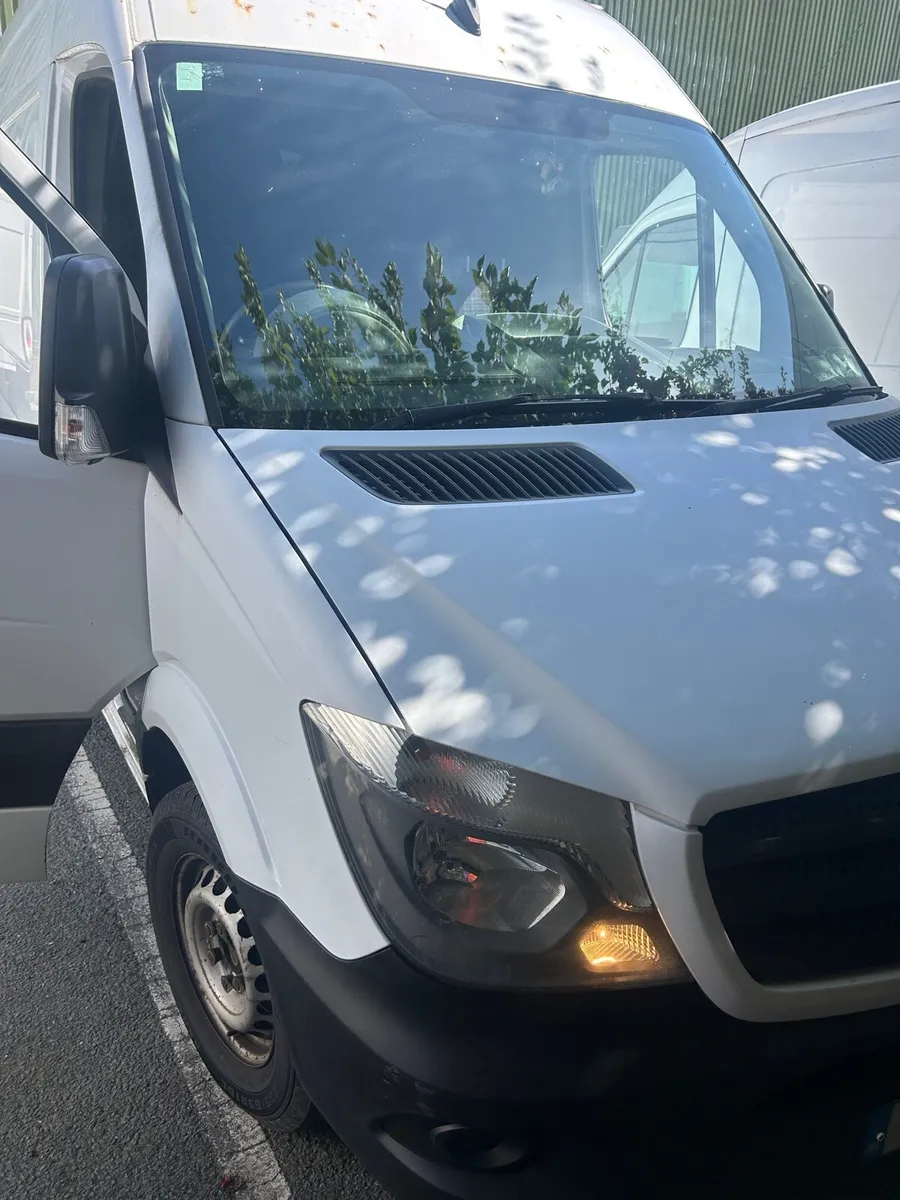 Sprinter van LWB - Image 1