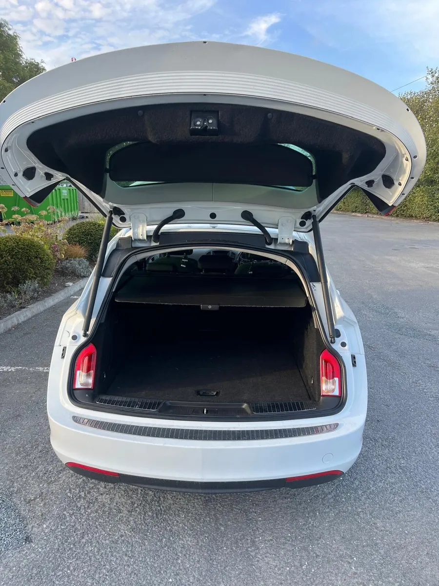 Opel Insignia - Image 3