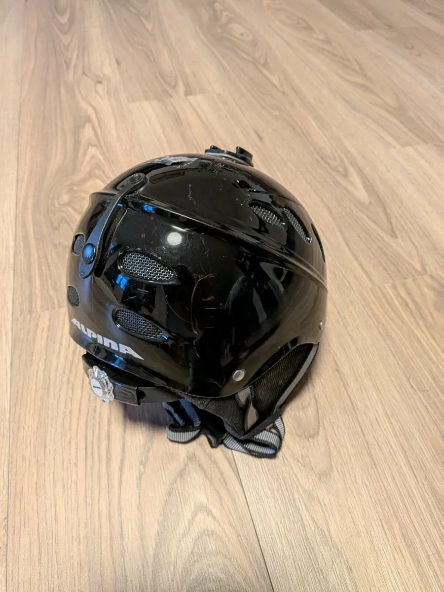 Free Alpina Helmet - Image 1