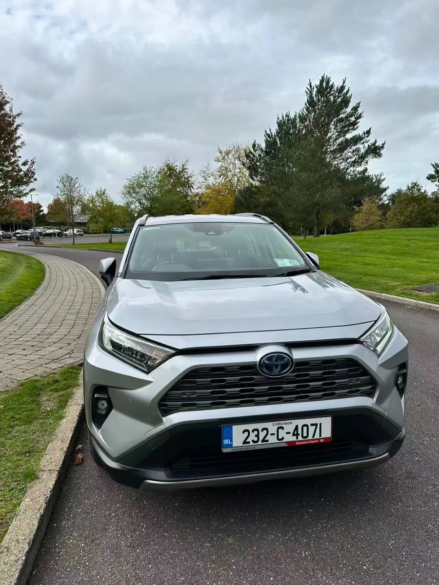 Toyota RAV4 2023 - Image 1