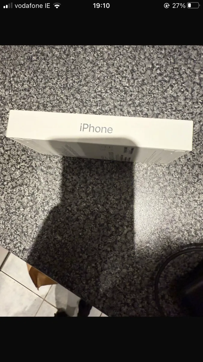 iPhone 17 - Image 2