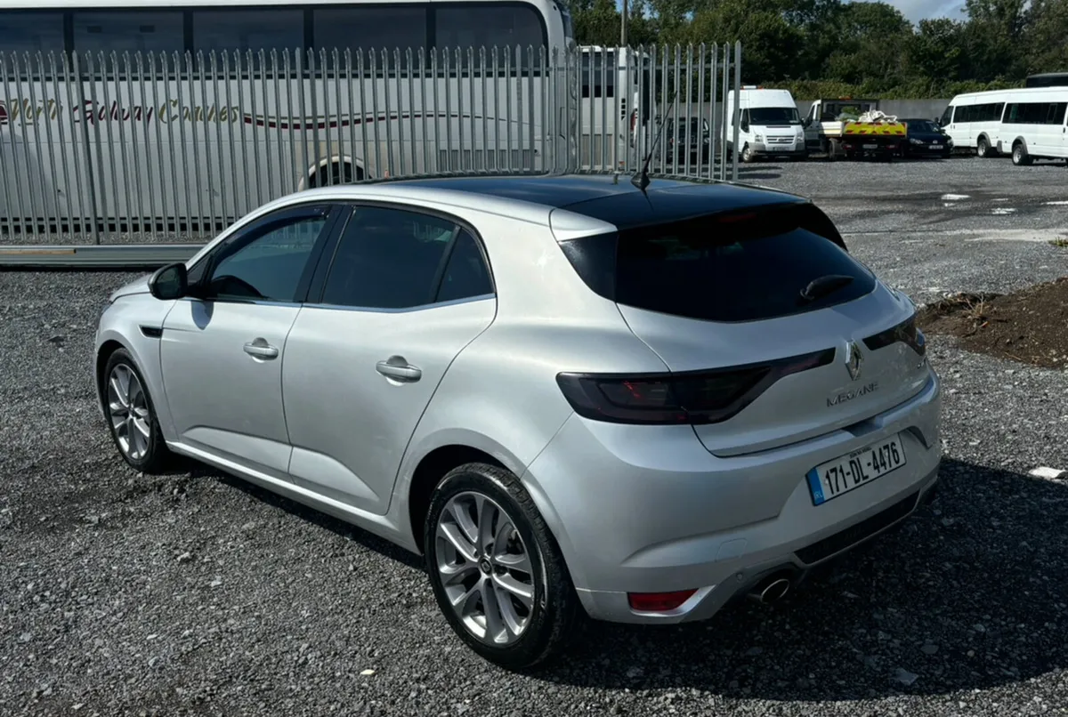 171 RENAULT MEGANE GT LINE HATCHBACK - Image 4
