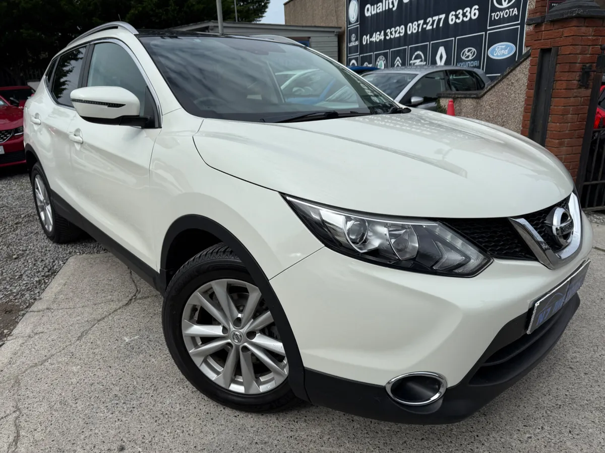 2017 Nissan Qashqai  1.2 SV PET - Image 1