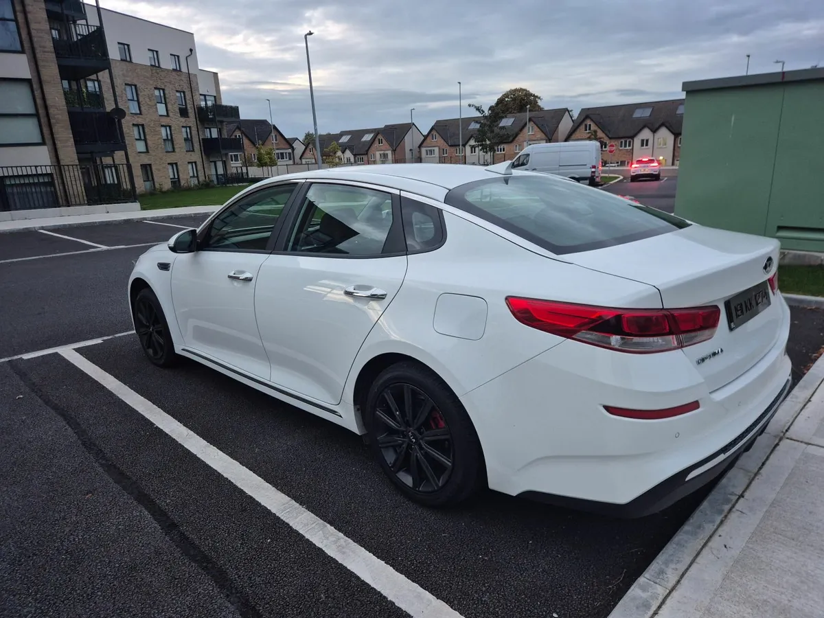 Kia Optima 2019 - Image 3