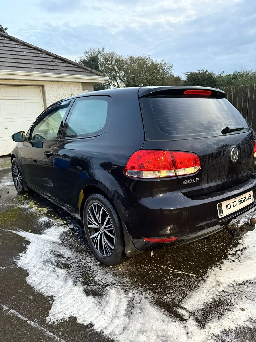 2010 golf van “Needs injectors” - Image 1