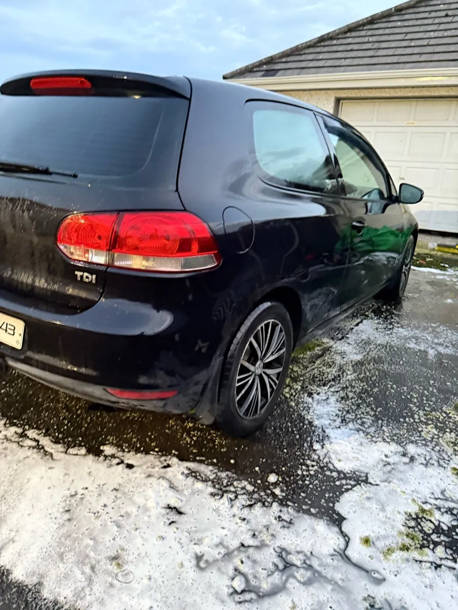 2010 golf van “Needs injectors” - Image 2