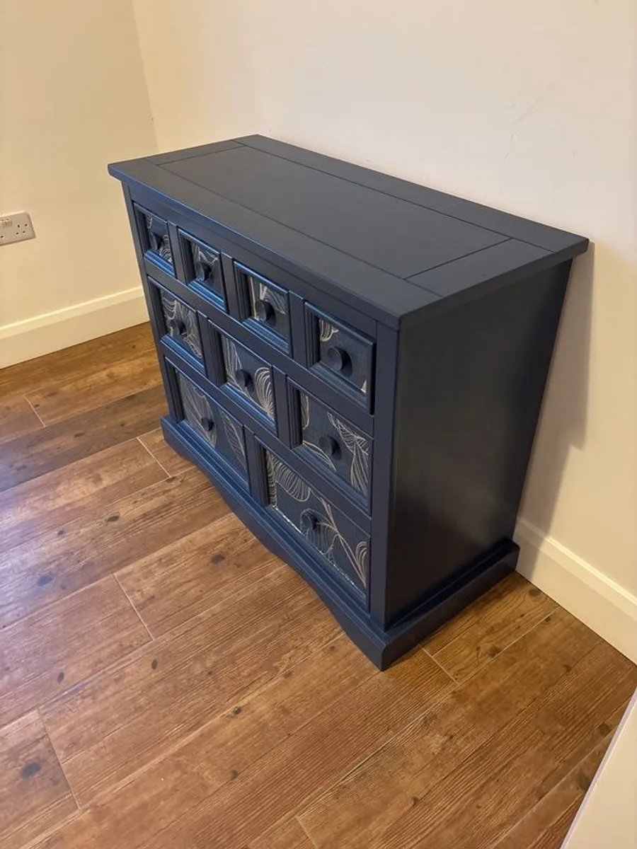 Chest of drawers - Image 2