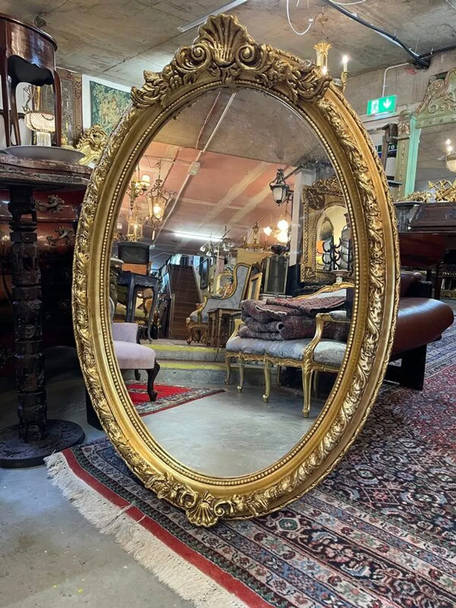 Flash Sale ! Was 350 Now 275 ! A Very Nice Gilt-wood Oval Mirror. - Image 1