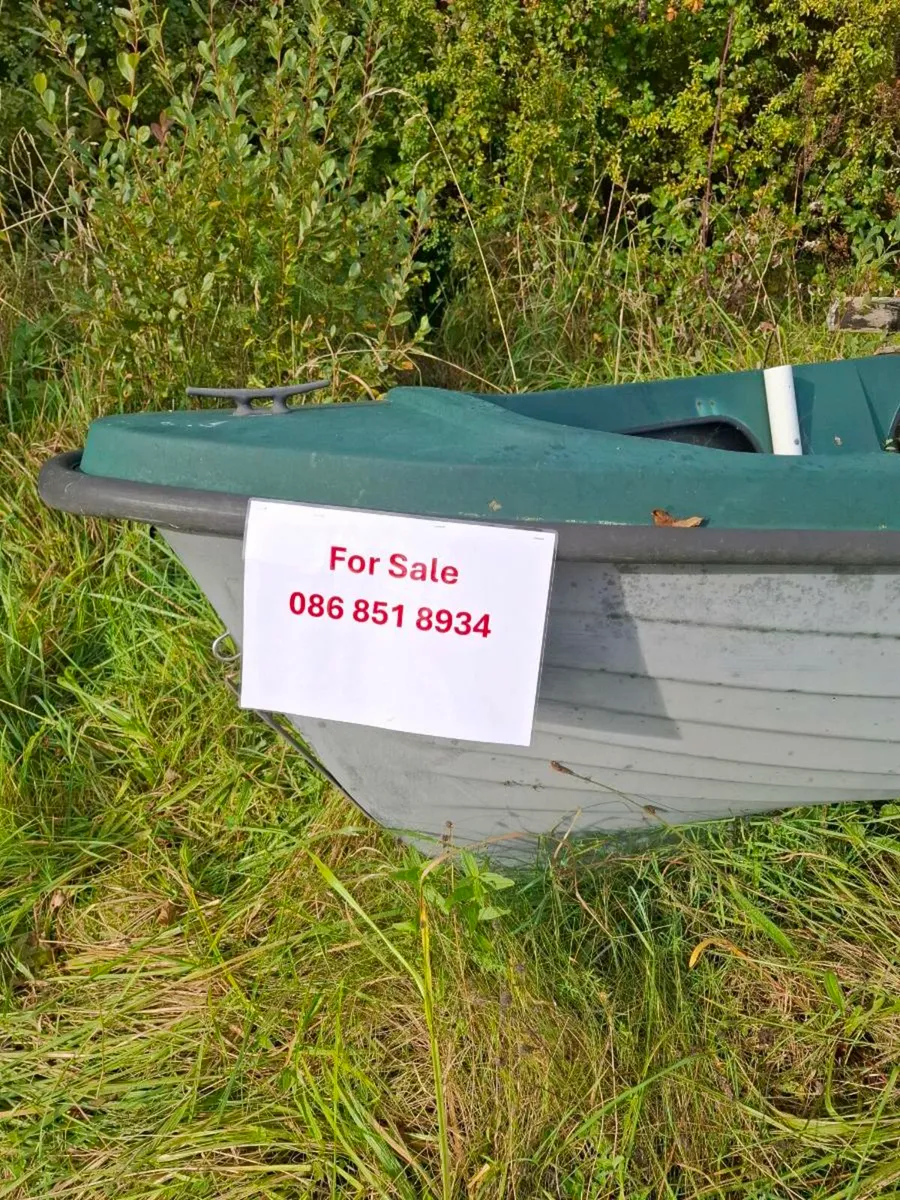 Fibreglass 18ft Lake Boat - Image 2