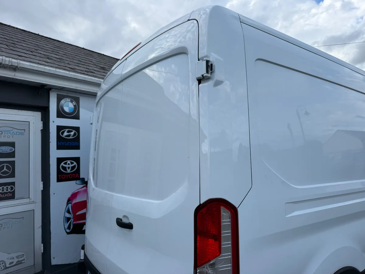 FORD TRANIST HIGH SPEC - Image 4
