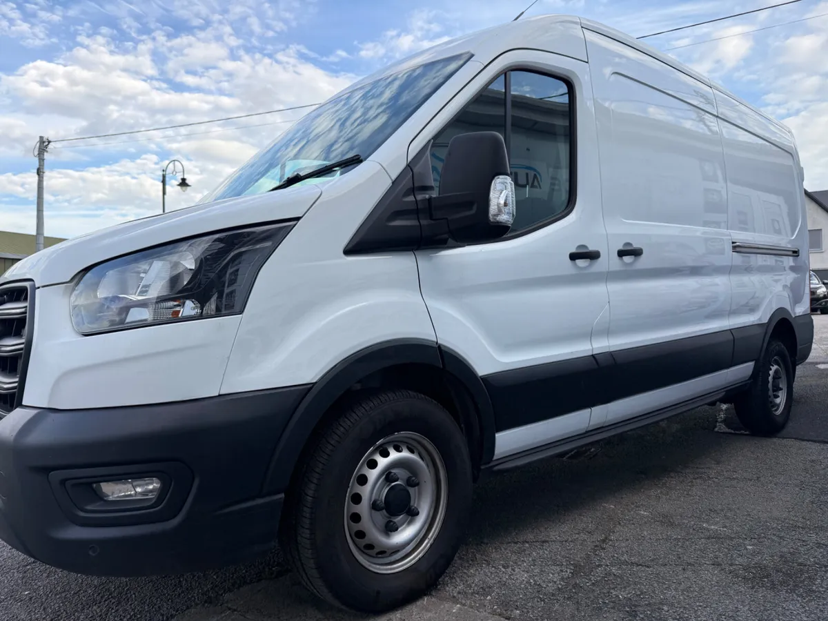 FORD TRANIST HIGH SPEC - Image 3