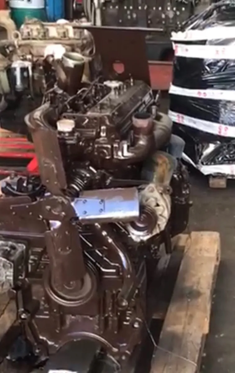 Fiat 90/90 five cylinder Engine - Image 4