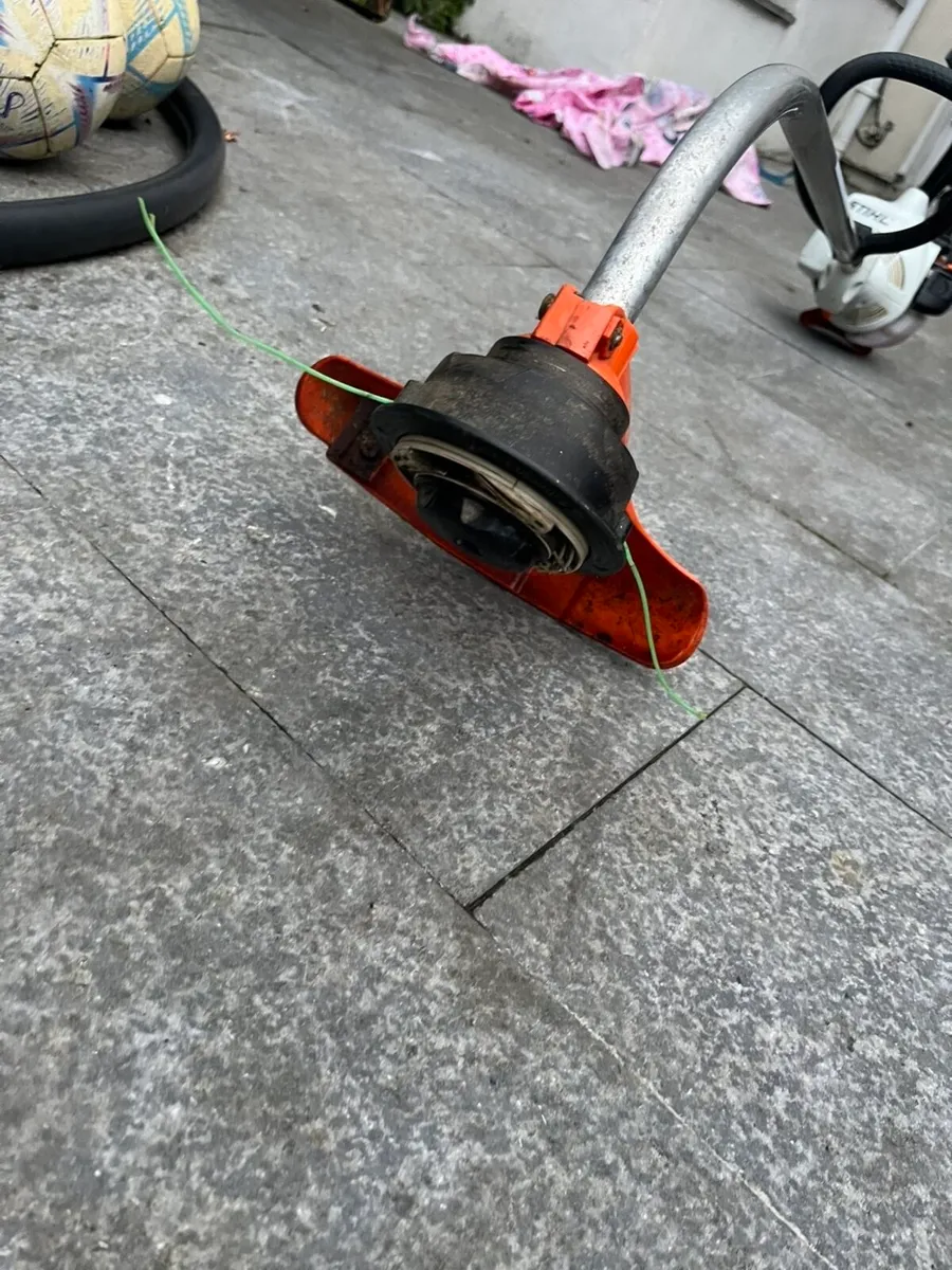 Stihl fs38 strimmer - Image 3