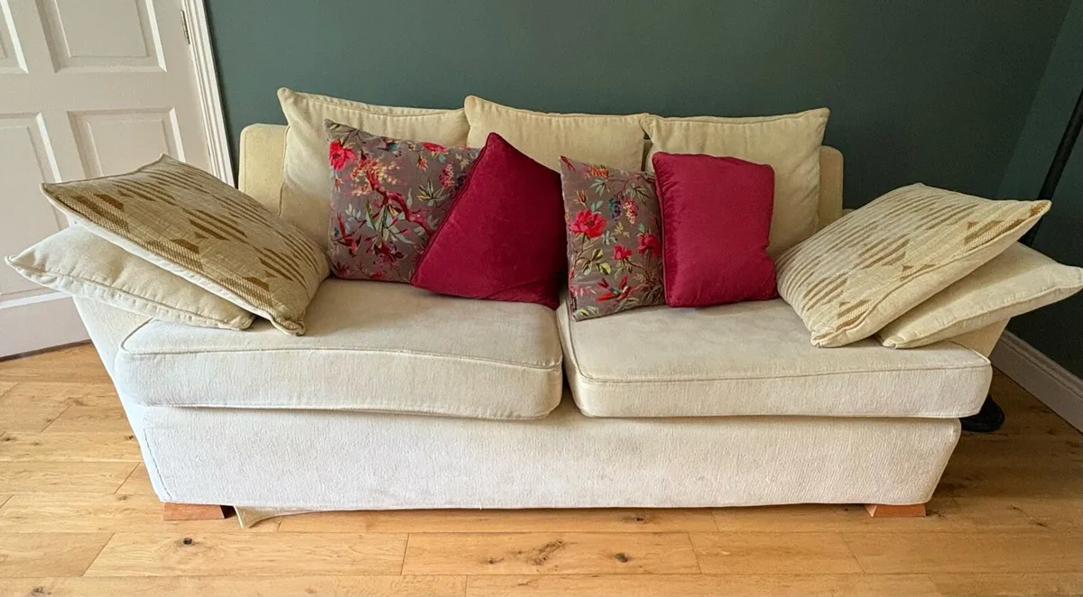 3+2+1 Couch set - very comfortable - Image 1