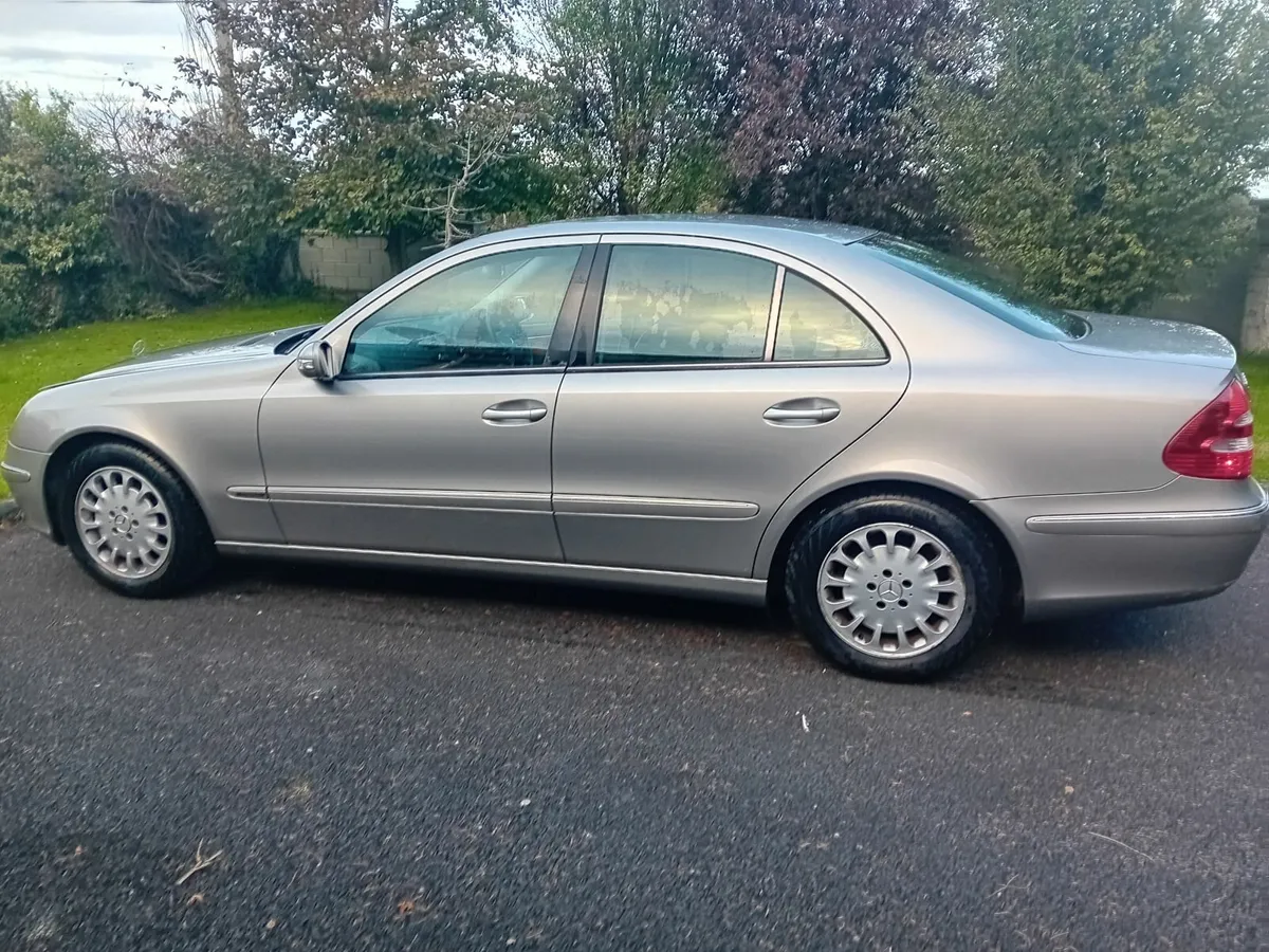 Mercedes-Benz E-Class 2003 Nct 09/26 - Image 3