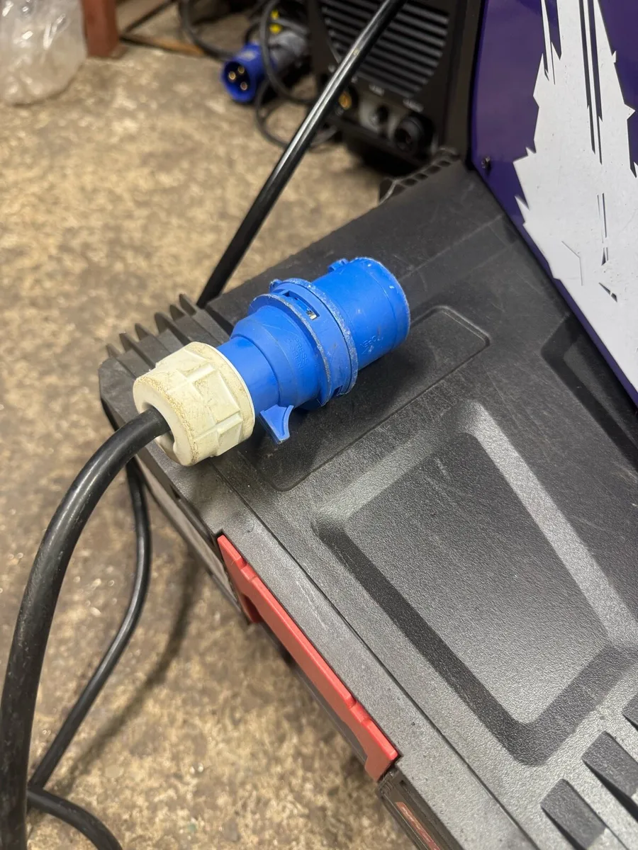 Parweld welder - Image 4