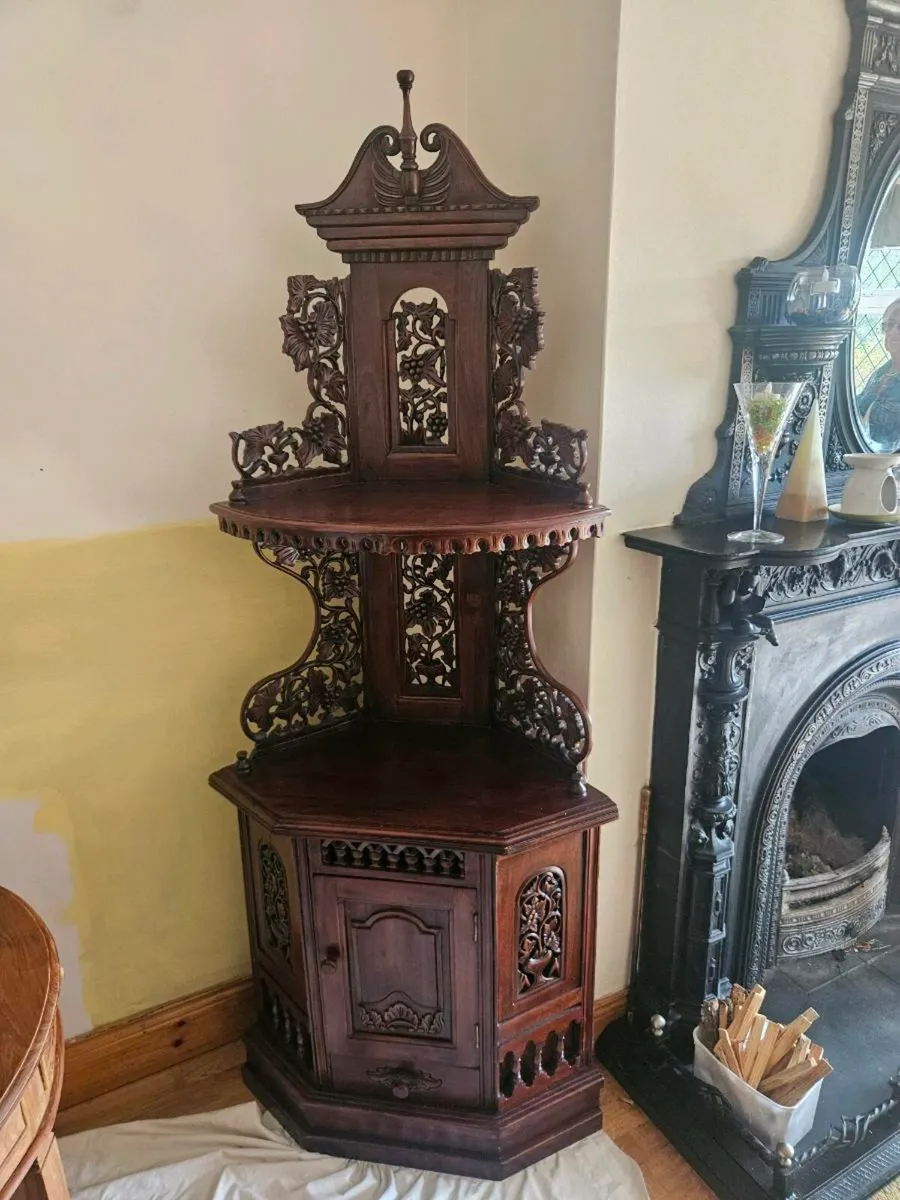 Corner Cabinet - Image 1
