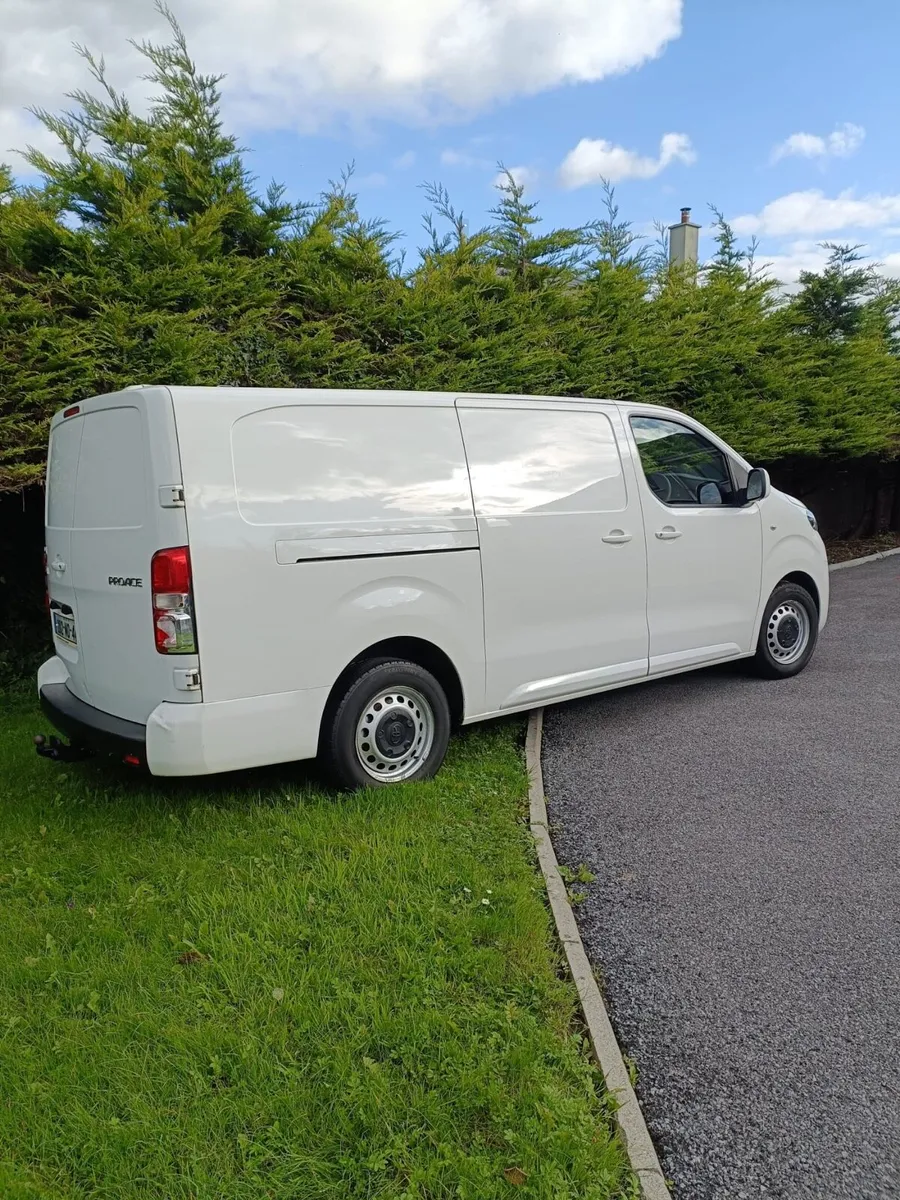 202 Toyota Proace New Doe - Image 1