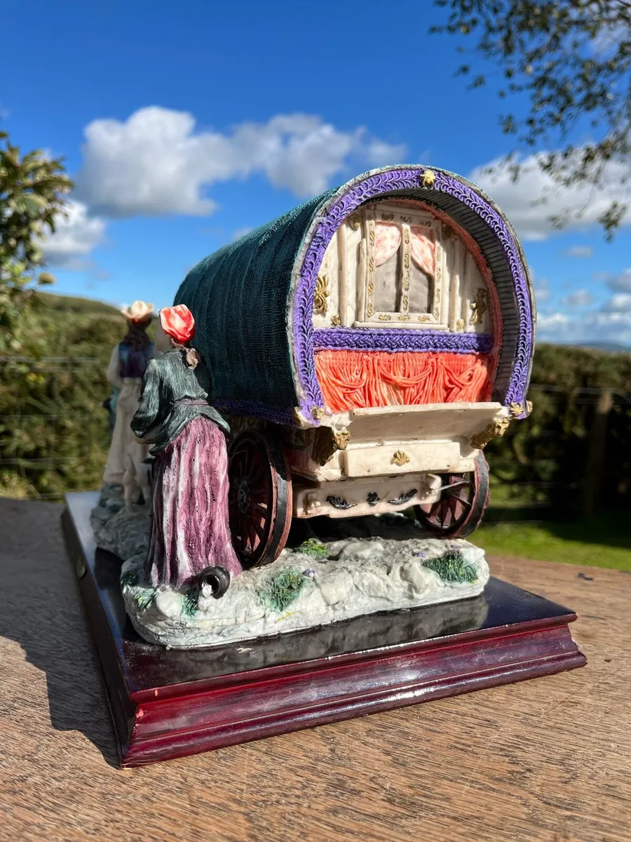 Juliana Gypsy Caravan Sculpture - Image 4