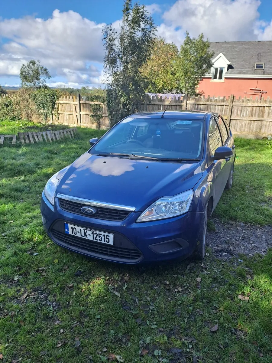 Ford Focus 2010 - Image 1