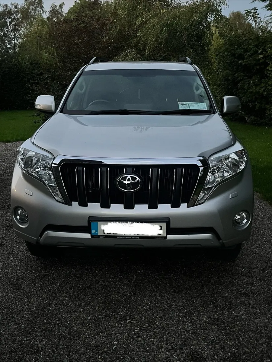 Toyota Land Cruiser 2016 Commerical - Image 3